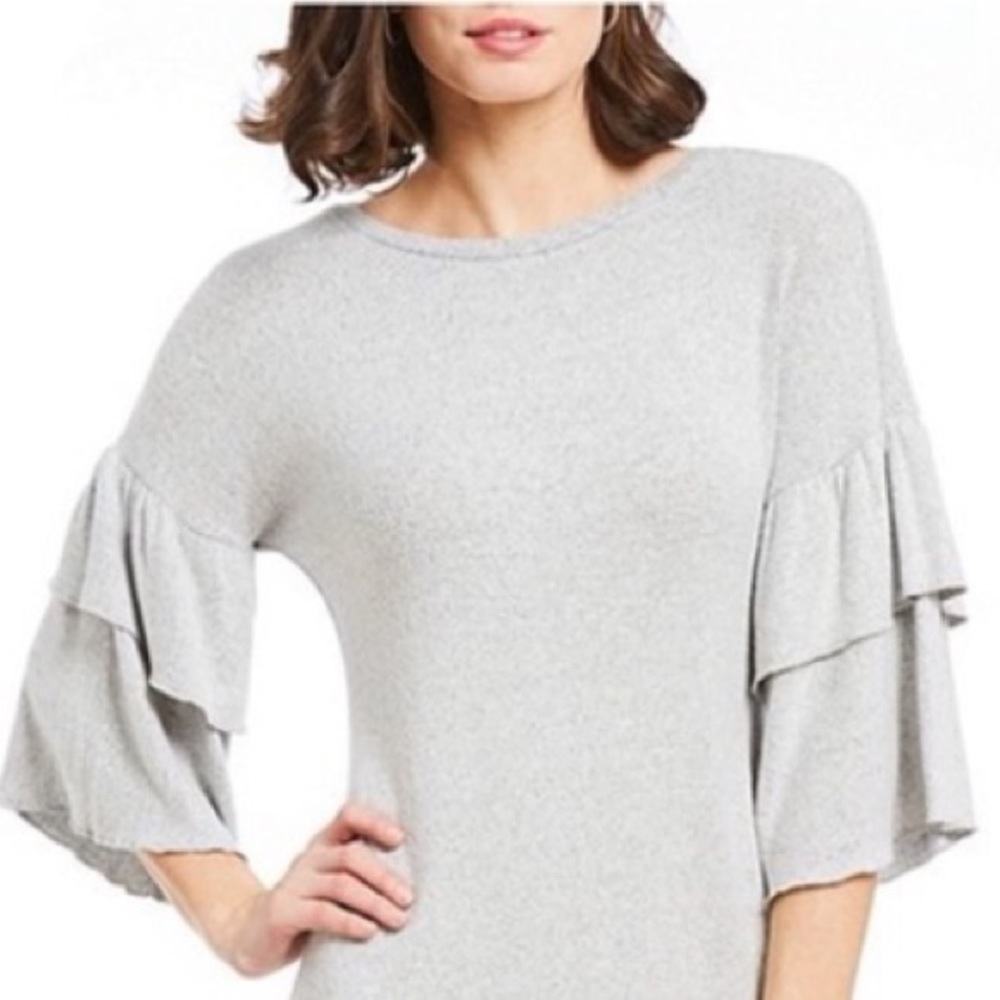❄️❄️❄️Cupio Tiered Bell Sleeves Sweater